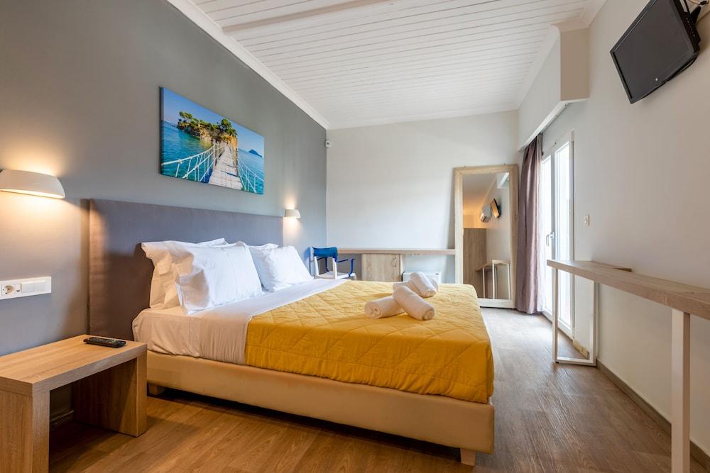 Arkadianos Aparthotel Agios Sostis  Exterior photo