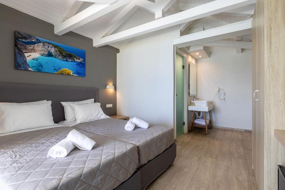 Arkadianos Aparthotel Agios Sostis  Exterior photo