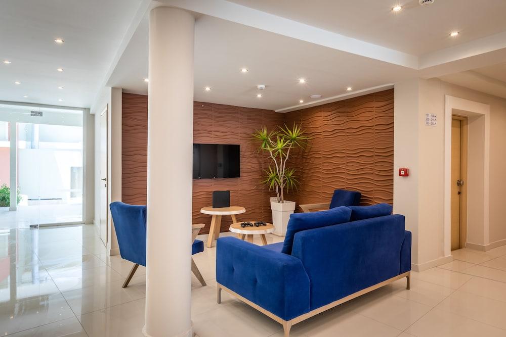 Arkadianos Aparthotel Agios Sostis  Exterior photo