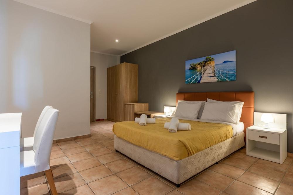 Arkadianos Aparthotel Agios Sostis  Exterior photo