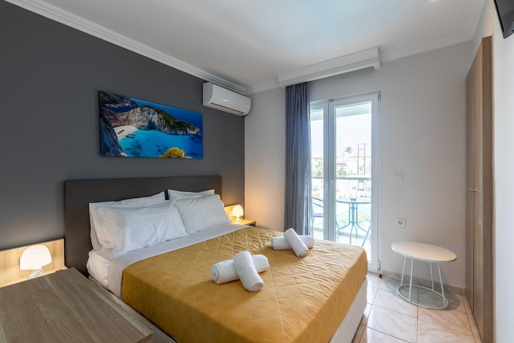 Arkadianos Aparthotel Agios Sostis  Exterior photo