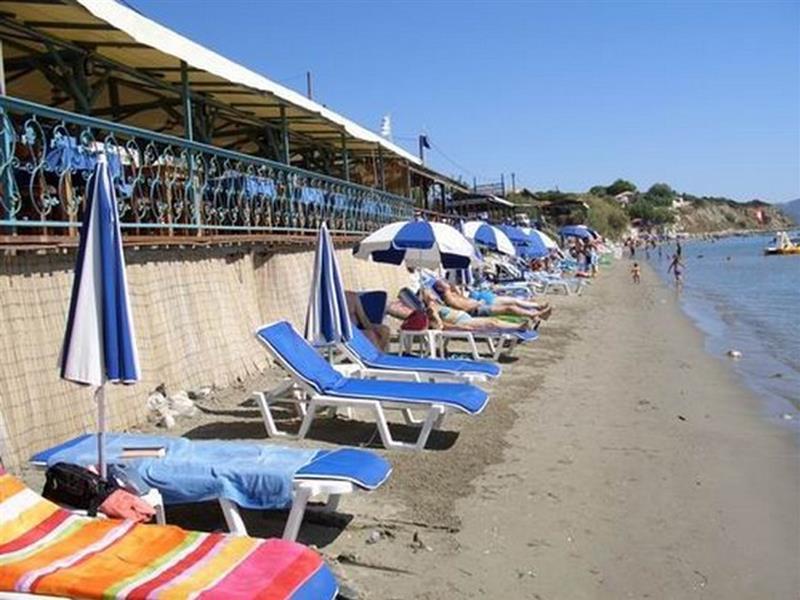 Arkadianos Aparthotel Agios Sostis  Exterior photo